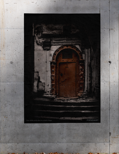 Une vieille porte dans la casbah d'alger